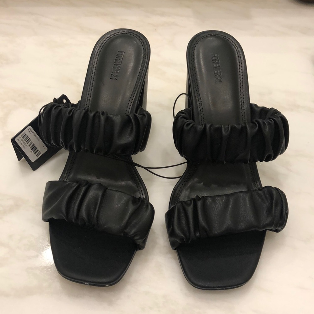 Forever 21 black heels. New with tags. No box